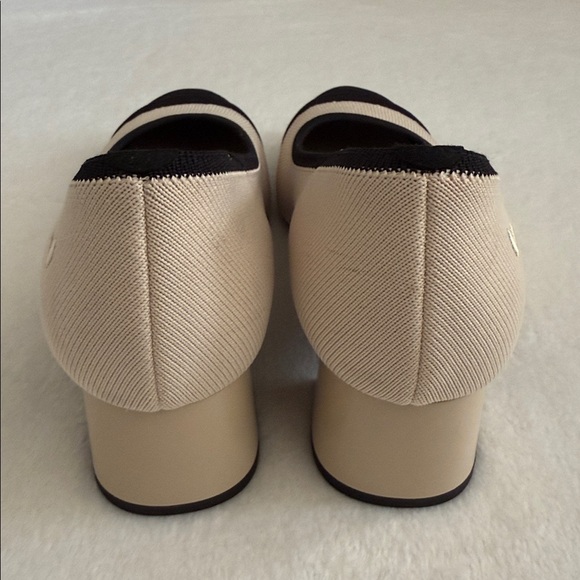 Vivaia | Julie Pro Almond Cap Toe Chunky Block Heels Beige/Black (EU 38) - Picture 8 of 16